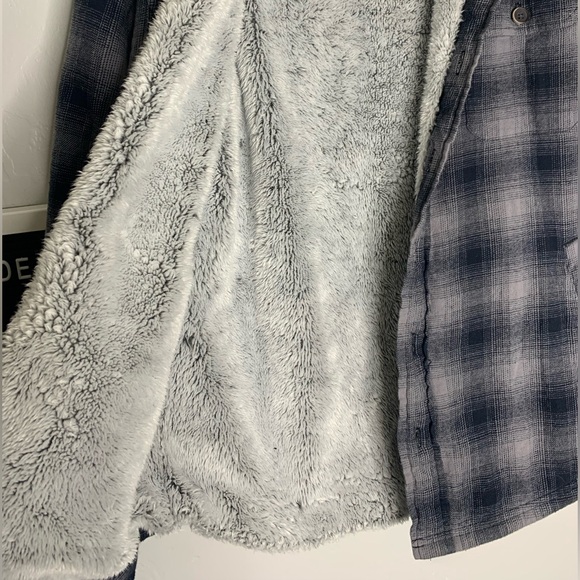Tailor Vintage Plaid Flannel Shirt Jacket with Plush Sherpa Lining Size Small - Picture 9 of 11